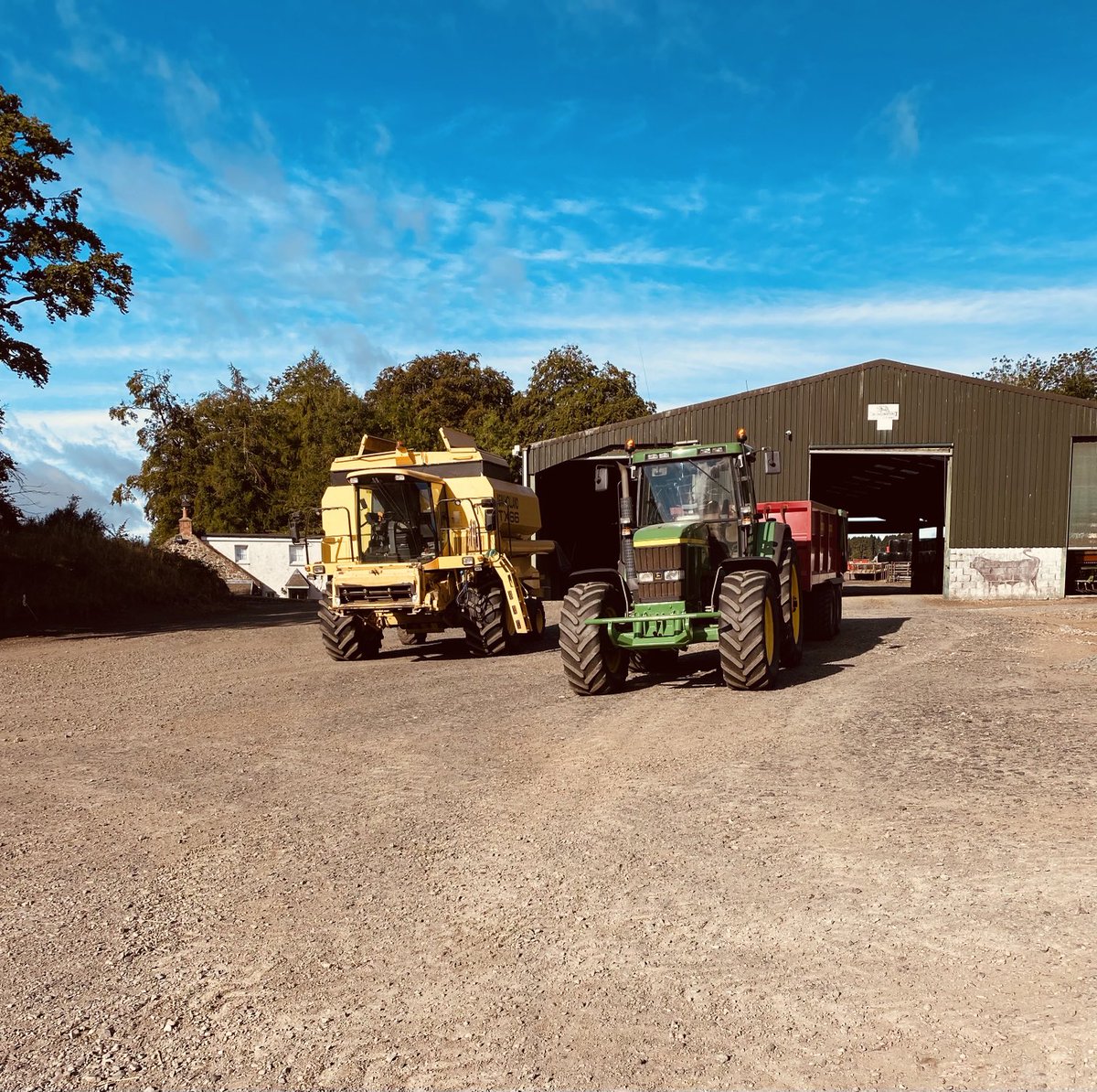Lined up and raring to go for another day of #harvest2022