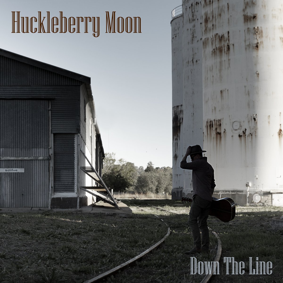 andyculwick's tweet image. ‘Down the Line’, the new track from my band Huckleberry Moon is out now.  Listen on Spotify, iTunes, Apple Music and other sites.   More new songs coming soon! If you like, please follow and share.

open.spotify.com/album/1USHYT6t…

music.apple.com/us/album/down-…

youtube.com/watch?v=_kzjfK…