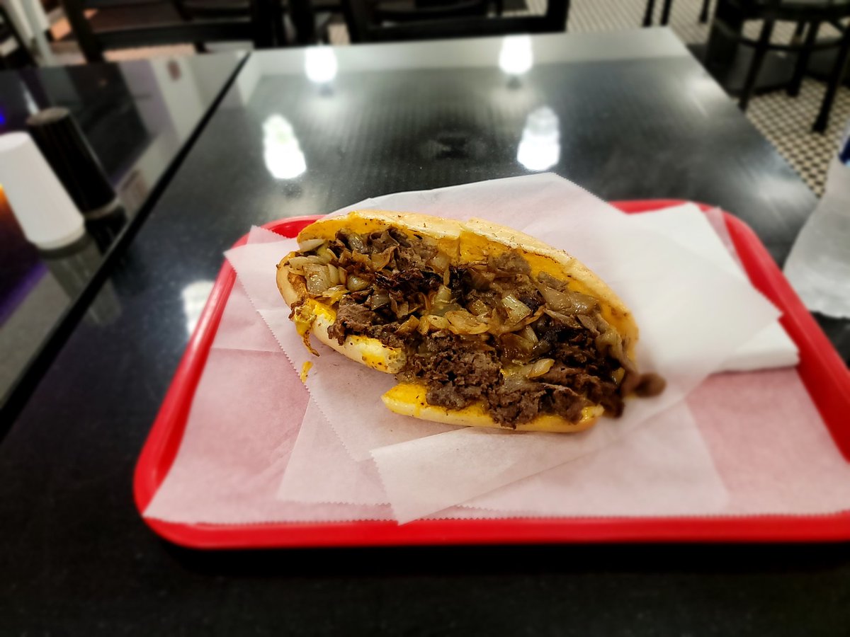 JgMon3y's tweet photo. @atmos_usa #atmoscollectorsclub #atmosphl 
Jim's steaks is always the place to be.
Size 11
These babies come out of the box for Jim's. https://t.co/nJi7uus57x