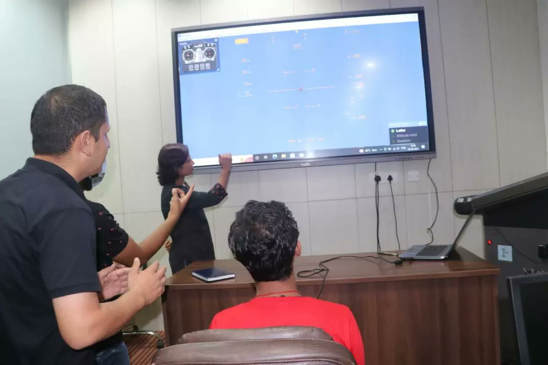 DARC successfully conducted a two days workshop for deaf and mute students of Bajaj Institute of Learning(BIL). This was the first time in Uttarakhand such workshop has been conducted for deaf and mute students. 
#drone #droneworkshop #itda #itdauttarakhand #pushkarsinghdhami