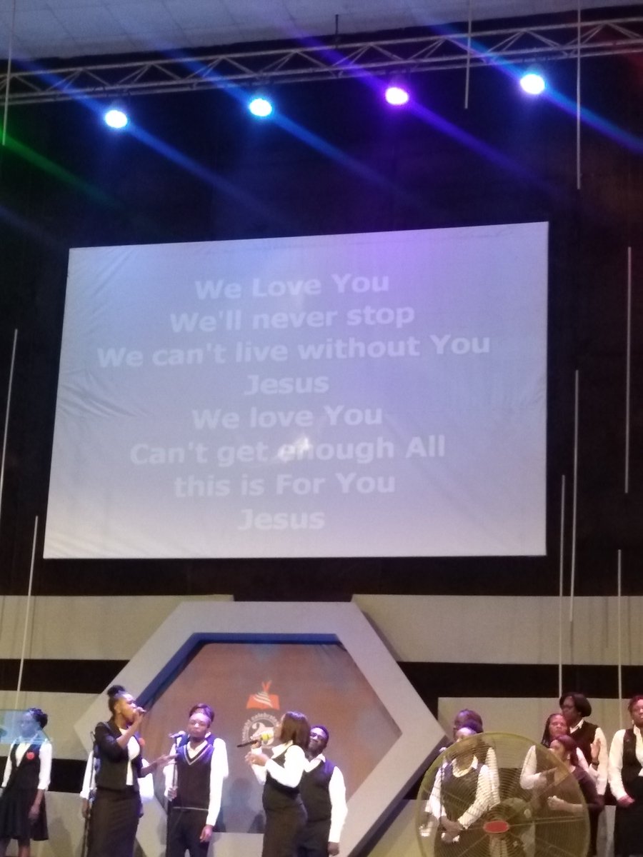 UnyimeHenreal's tweet photo. Awesome Service @InsightbibleChurch
#InsightService https://t.co/XSRh39wvVW