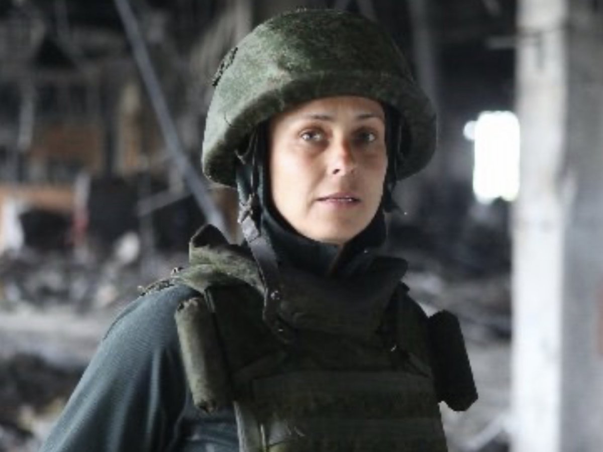 7 августа 1978 года в Екатеринбурге родилась Юлия Чичерина - рок-певица, музыкант, автор и исполнительница своих песен. Сегодня ей исполнилось 44 года! Поздравляем! 💐💐💐