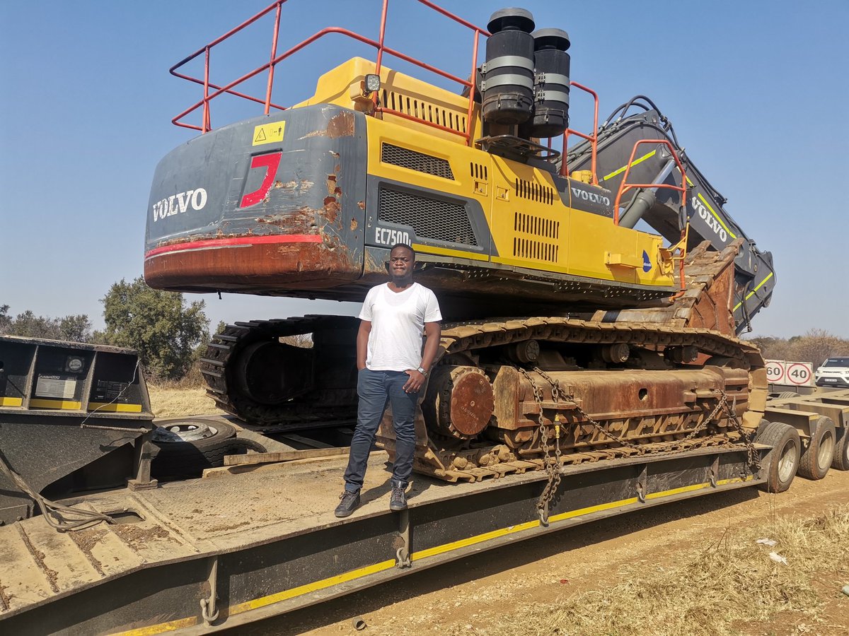Hi. I have this 75 ton excavator available for hire from Thursday, it's currently working on. Rustenburg but it will finish its hours this Thursday, If you want to rent it please call me here 0823635091
Rate :R1450 for 250 hours a month
R1400 for 300 hours a month