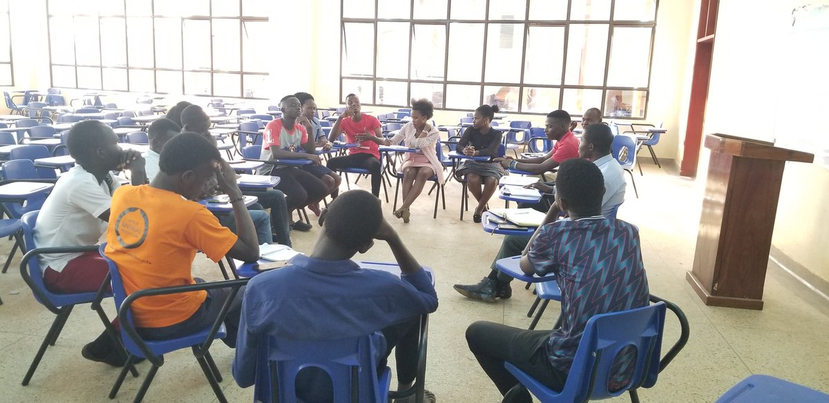 MandwaElijah's tweet photo. As the Nup kyambogo chapter,  we yesterday had our first executive meeting on planning, organizing and discussed ways of how to reawaken the students spirit towards the struggle. @Allano56 @LAlionzi @kabuyefrankk @MusiriDavid @NUP_Ug @InstitutionsNup @DavidLRubongoya https://t.co/pkrIUpam9R