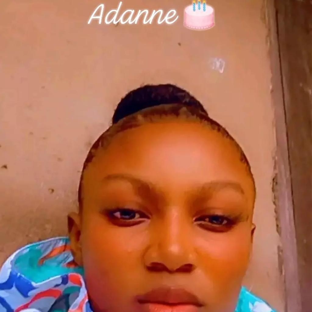 Arinzecod's tweet photo. Happy birthday my dear big sister 🎂 https://t.co/isZcKHYEHW