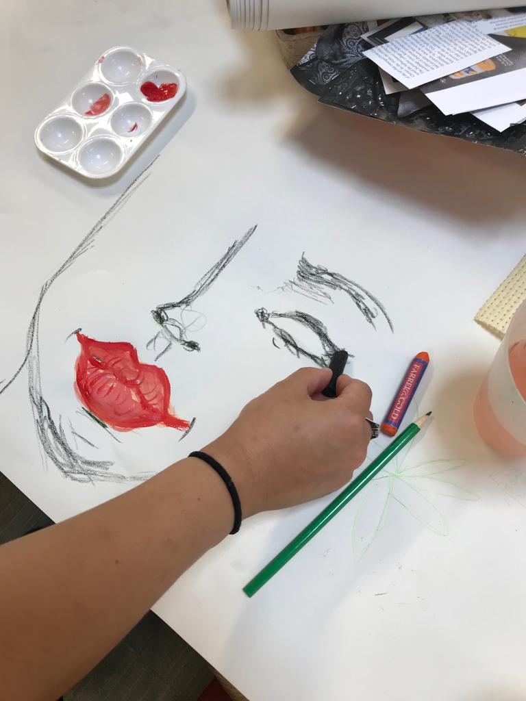 Some amazing work was produced at Week 1 of our FREE Summer Workshop GET CREATIVE GREENWICH STYLE aimed at teenagers located in Greenwich. If you would like to book for the remaining 3 weeks or for more info please DM or email Dee (forbdelan@aol.com) 🖌
#art #artclub #greenwich