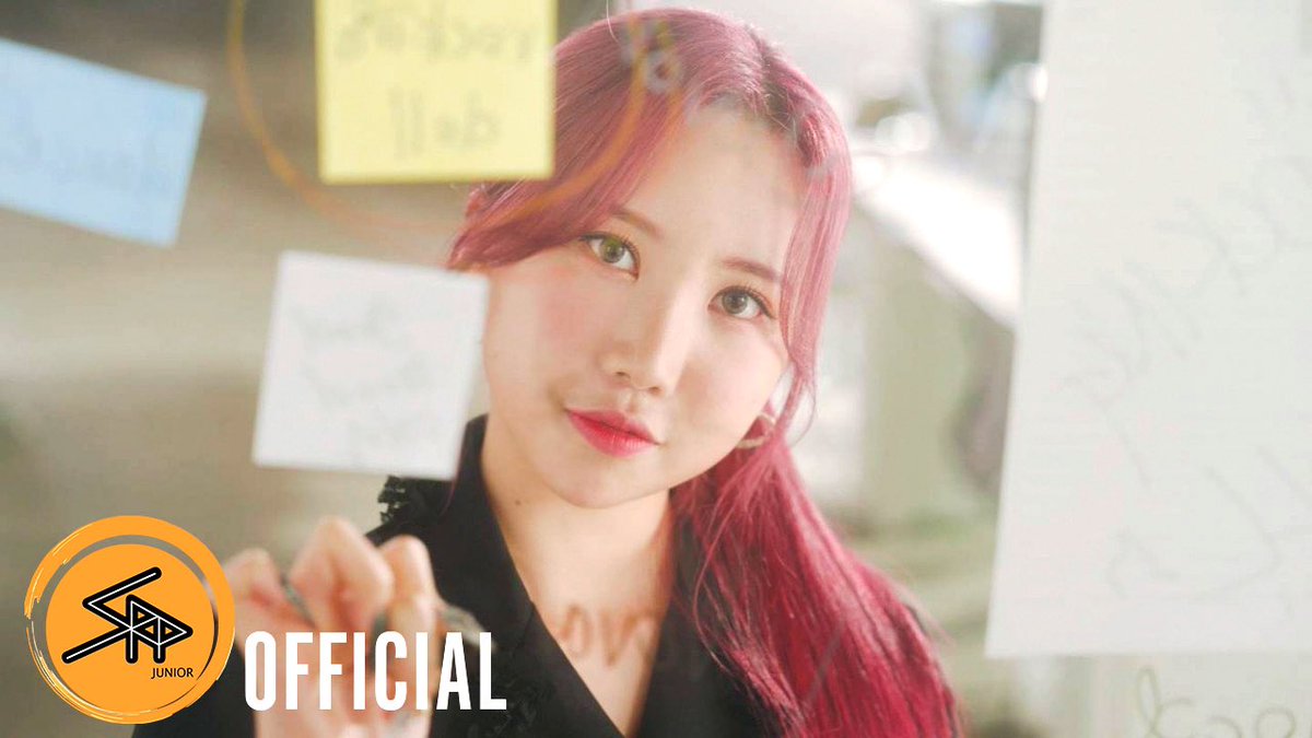 Rocking doll tweet media