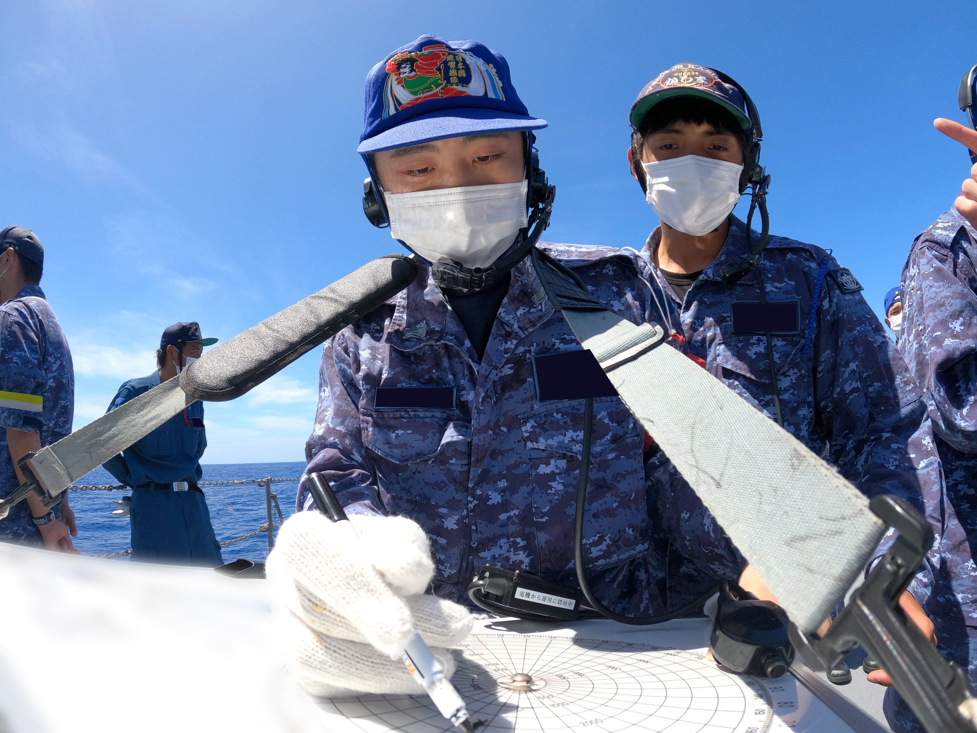 サントリー ウイスキー 海上自衛隊 訓練艦隊ラベル 750ml 空瓶