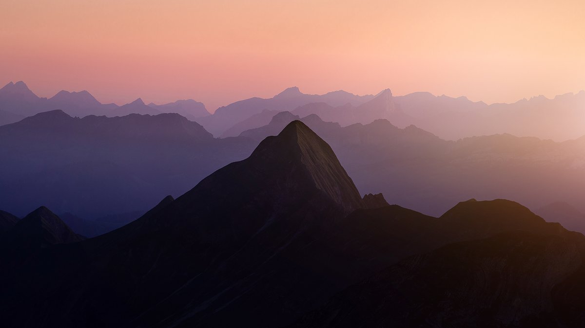 gm lovely souls &amp; rebels🤍🏴‍☠️

New solo drop incoming👀🔥
WAT?
Alpine Magic Realism 1/1 photography
WEN?
08-08-22 @ 8:8am EST
WER?
FREE DOM series on Fnd

Reserve: 0.1 ETH &amp; each bidder will receive a light effect NFT multi edition; if sold >0.8 ETH a Hahnemühle print 1/10 is incl