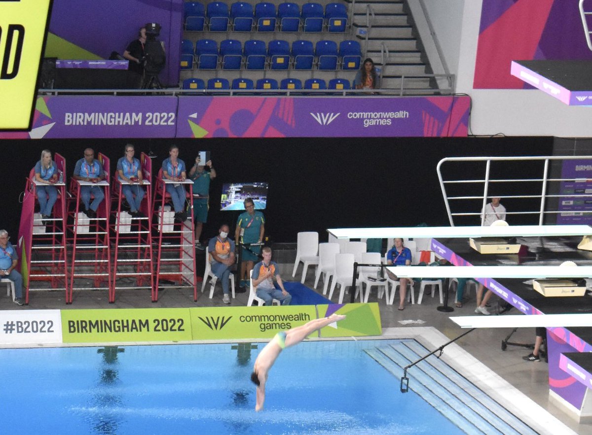 stevechalles's tweet photo. #CommonwealthGames - Day 9: 

Diving at the Sandwell Aquatics Centre covered by @EMGLiveUK and @ACSMediaUK OB teams for host @sunsetandvine.

#outsidebroadcast #B2022 #Birmingham2022 #CommonwealthGames2022 #EMGLiveUK #ACSMedia #SunsetandVine https://t.co/tnJU4NA4CD