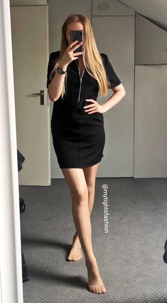 mytightsfashio's tweet photo. New dress❤️ https://t.co/CFcZUnJqbh