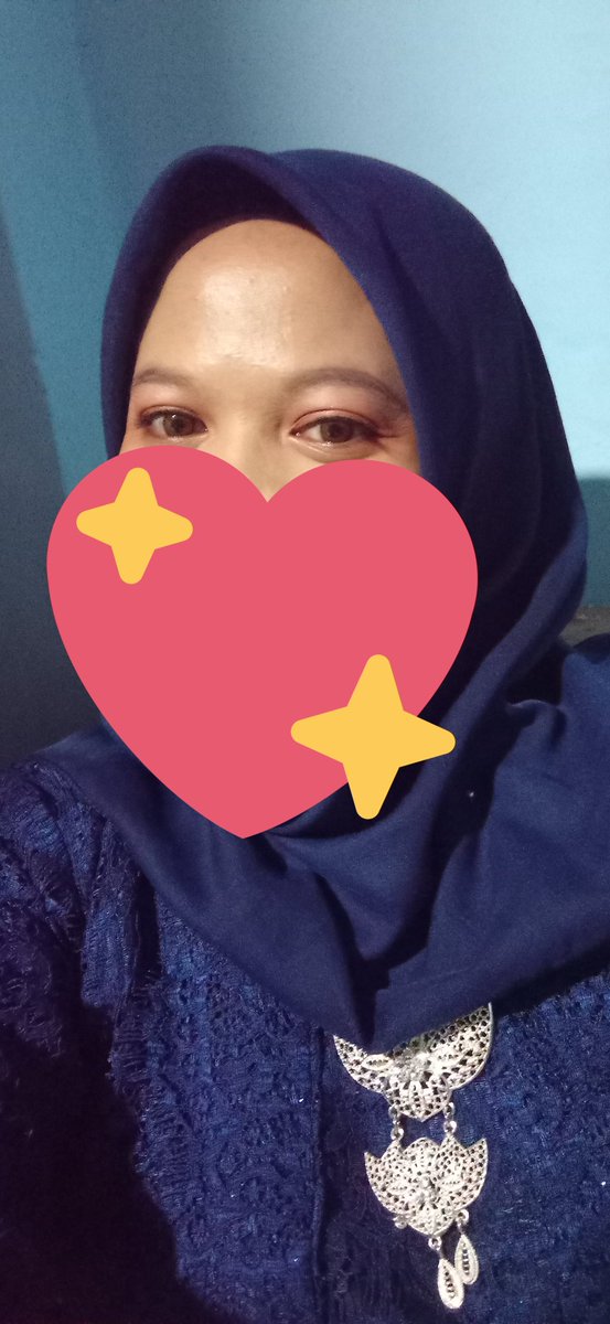 noturaff's tweet photo. @ohmybeautybank Kemarin pake ini pas lamaran harganya cuma 30rb ajaaaa dan enakeunn 😭 mana sellernya gerceppp https://t.co/P8XiOXWG65