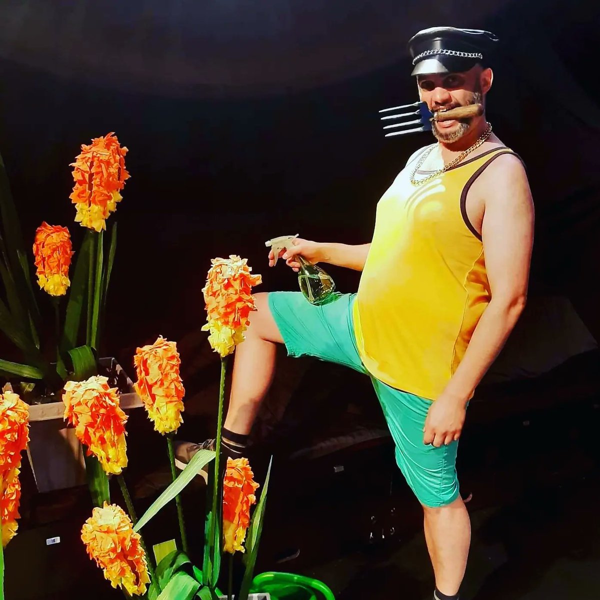 Red Hot Pokers tweet media