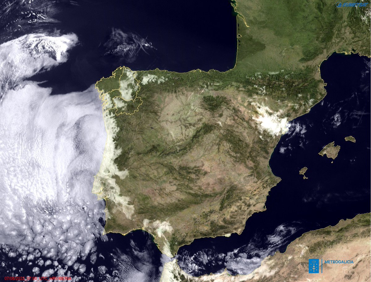 MeteoGalicia's tweet photo. Arestora, temos #neboas en #Lugo, #Ourense e nas #RíasBaixas. No interior, deixarán paso ao sol. No litoral, retiraranse cara ao mar, pero quedarán ameazantes para volver entrar durante a noite. Pola tarde, formaranse #treboadas dispersas no centro e sur de #Galicia https://t.co/7mGQbJHxvU