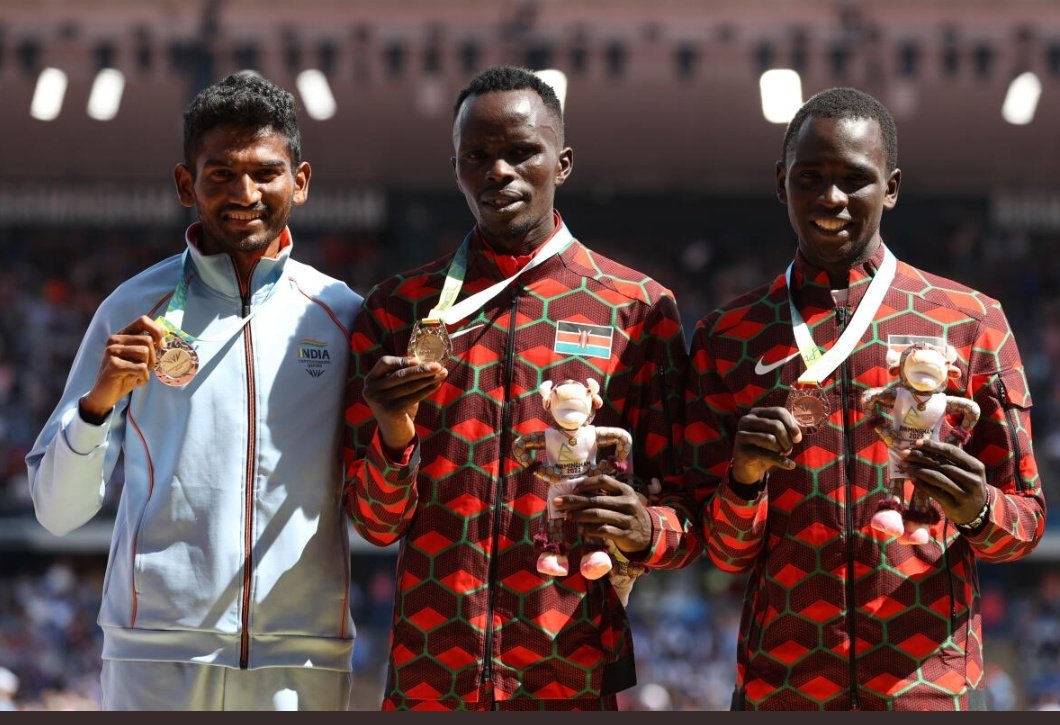 For me #AvinashSable breaking Kenyan hegemony has to be the best accomplishment in Indian atheletics to be treasured for years to come♥️

1998: 🇰🇪 🇰🇪 🇰🇪
2002: 🇰🇪 🇰🇪 🇰🇪
2006: 🇰🇪 🇰🇪 🇰🇪
2010: 🇰🇪 🇰🇪 🇰🇪
2014: 🇰🇪 🇰🇪 🇰🇪
2018: 🇰🇪 🇰🇪 🇰🇪
2022: 🇰🇪 🇮🇳🇰🇪

#CWG2022 #3000msteeplechase