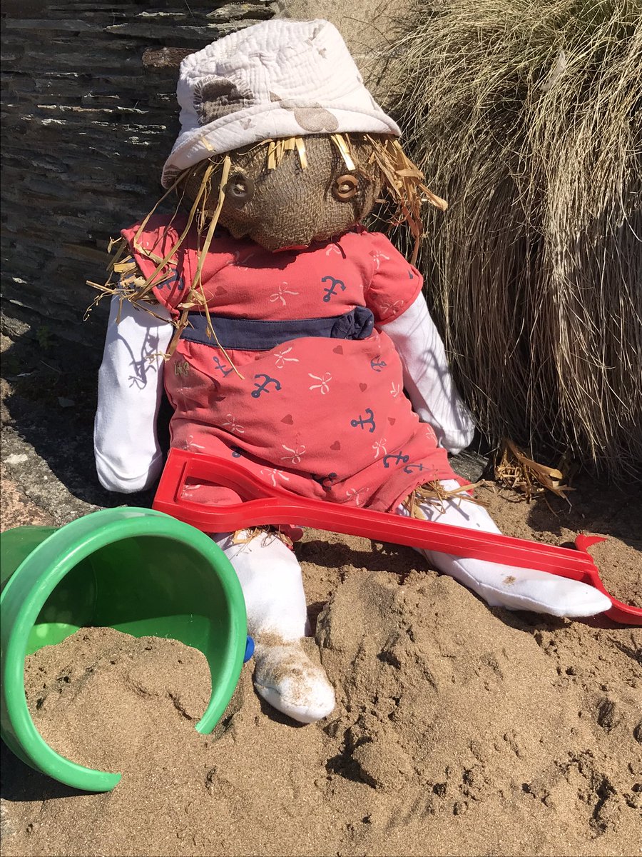 We had a great first day yesterday at the #Mortehoe Scarecrow Festival &amp; we are ready to do it all again today, from 10am-4.30pm! Plenty of parking in the field at the back of the car park (£2 per car). The trail sheet costs £5 … please remember to bring cash!
#woolacombe