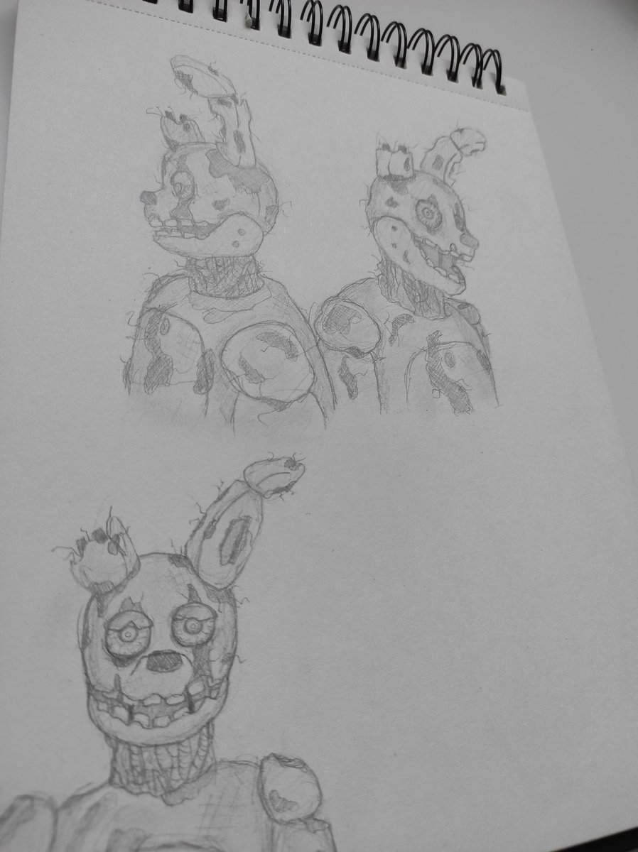 Giesskannen583's tweet image. a few sketches i made from springtrap (my fav Charakter) lol
#Springtap #FNAF #Williamafton