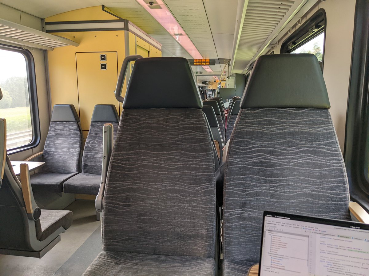 mpdeimos's tweet photo. I haven't seen lots of filled regio trains due to the 9€ 🎫 ...and I traveled a lot last weeks.

This is RE5 from Munich to Salzburg. Sunday. 9am. Fair weather. Got even a place with table and power plug socket to jot some code. https://t.co/ujNl78OJTc