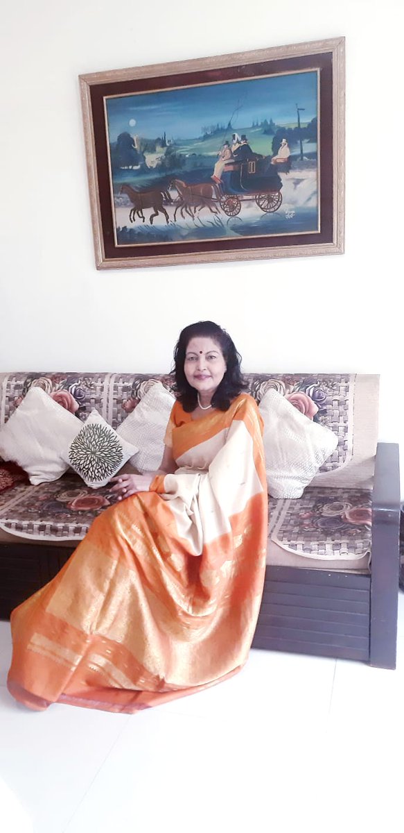 VijayaSinha's tweet image. Today is National Handloom Day .We should wear more Handloom Clothes. So that way we can save the culture and the craftsmen who completely depend on their weaving job. Lets support them. I am in GADWAL SILK SAREE from South 🇮🇳 #NationalHandloomDay  #vocal4handloom
