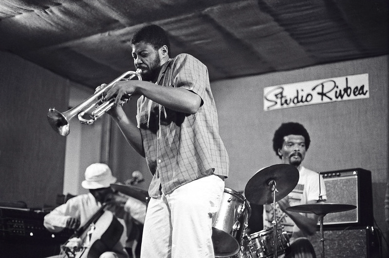 OrskiAndrzej's tweet photo. William Parker,Arthur Williams & Rahsid Bakr
Studio Rivbea, NYC, July 1976
by Tom Marcello
#jazzphoto https://t.co/dfrJg9DnBl