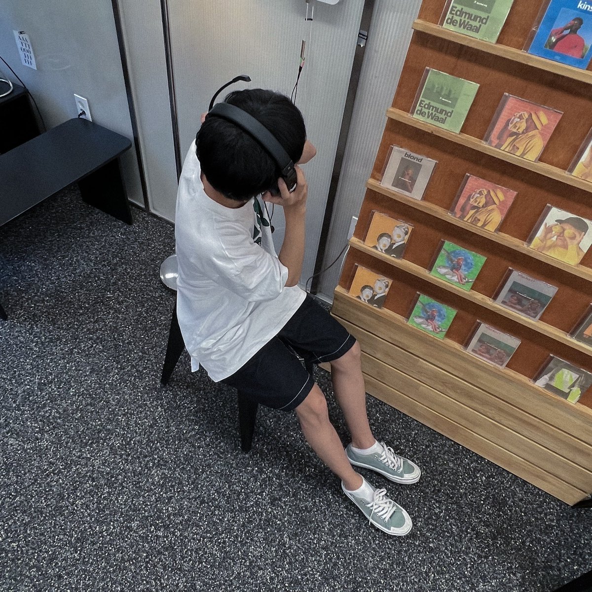 #게친소 #ㄱㅊㅅ
21살 공대생
플러팅 좋아요 ෆ
디엠할사람