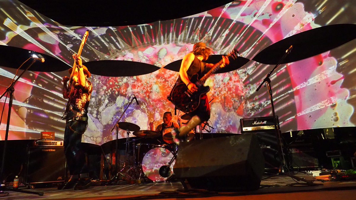 straights_jpn's tweet photo. 『BASARA FEST. 2022』

美しい空間と音響の中で演奏してきました
０から１を作り出す難しさと素晴らしさ
記念すべき第１回目に関われて光栄でした

Thxxx, Everybody
Thxxx, BASARA FEST.
Thxxx, 大楠さん, オケラさん, スタッフのみなさん

photo by @yurino2 

#BASARAFEST #straights https://t.co/L51v8xRCaK