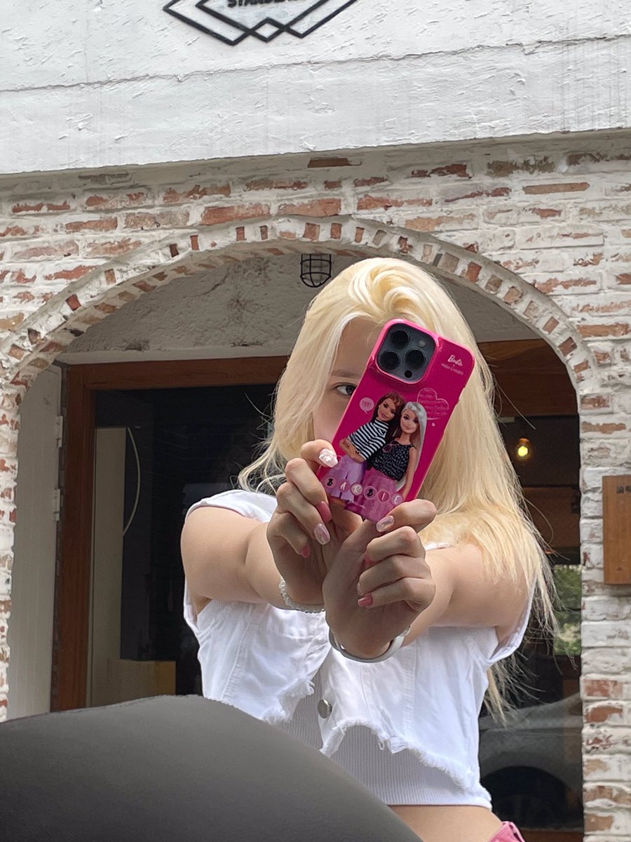 04OFDHBY's tweet photo. ͏͏͏͏͏͏⠀             

          new sns update from charlotte ´ˎ˗
          03:48  ──────  08/07/22
          ⌕ Location Disabled 
          ❝ Hey, everyone! ^^ ❞

͏ https://t.co/dm1Bucf9HP