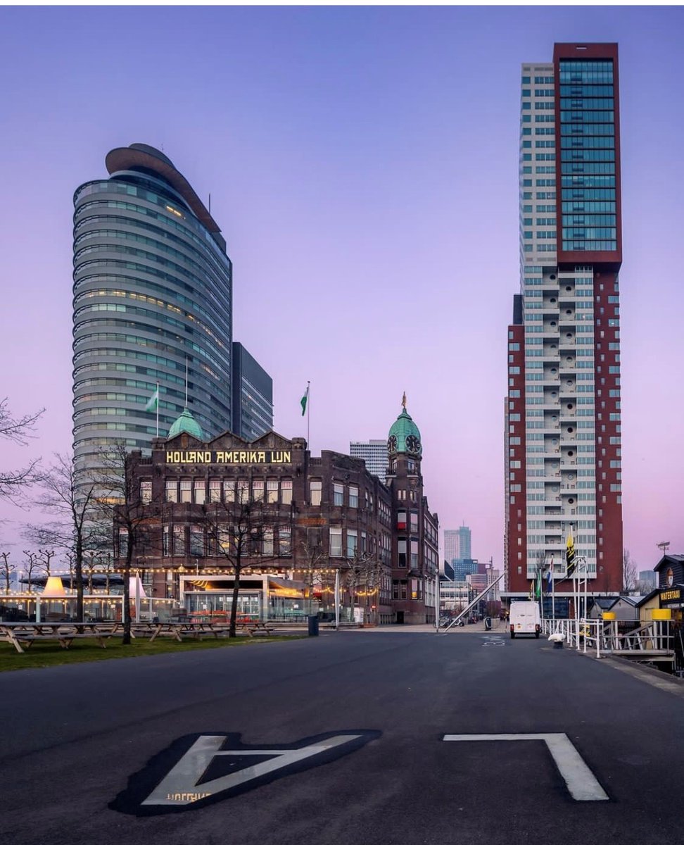 HotelNewYork's tweet photo. 📸 𝐅𝐨𝐭𝐨 𝐯𝐚𝐧 𝐝𝐞 𝐖𝐞𝐞𝐤 📸

Bedankt, @bukman.i voor deze prachtige 𝘔𝘢𝘯𝘩𝘢𝘵𝘵𝘢𝘯 𝘷𝘪𝘣𝘦𝘴 foto van Hotel New York! 

#Katendrecht #Wilhelminapier #PhotoRotterdam #rotterdam010 #010Rotterdam #RotterdamPhoto #Photogram #RotterdamHotspots https://t.co/7nFX18iqcX