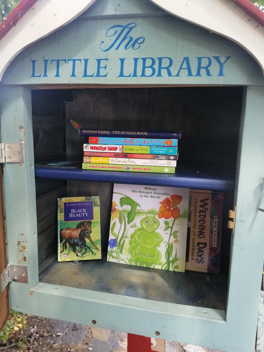 We are so lucky to be so supported by local authors and our wonderful community. Yesterday Julie Leonard, author of William the Caterpillar, donated more copies of her beautiful children's book and neighbours popped in several more.

#BookLover #thisisbroadstairs
