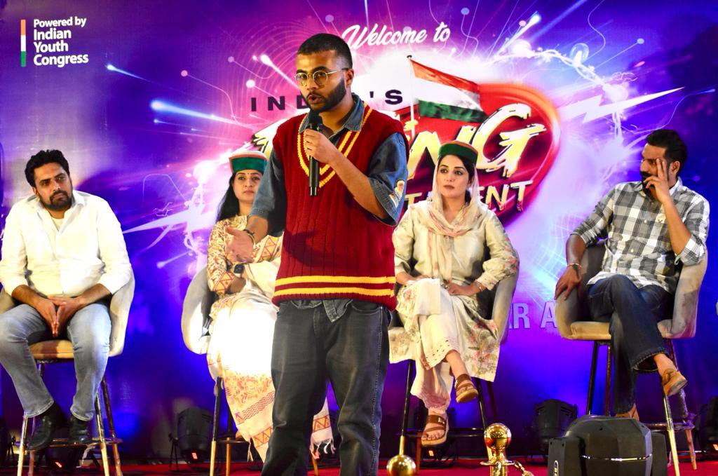 RizingTalent's tweet photo. INDIA'S RIZING TALENT ka aagaz ho gya hai HIMACHAL PRADESH mei. Participate krne ke liye apna 1 min ka performance video whatsapp kijiye 8894148893 par.
Last date to send entries- 17th AUGUST https://t.co/yZheDIroJs