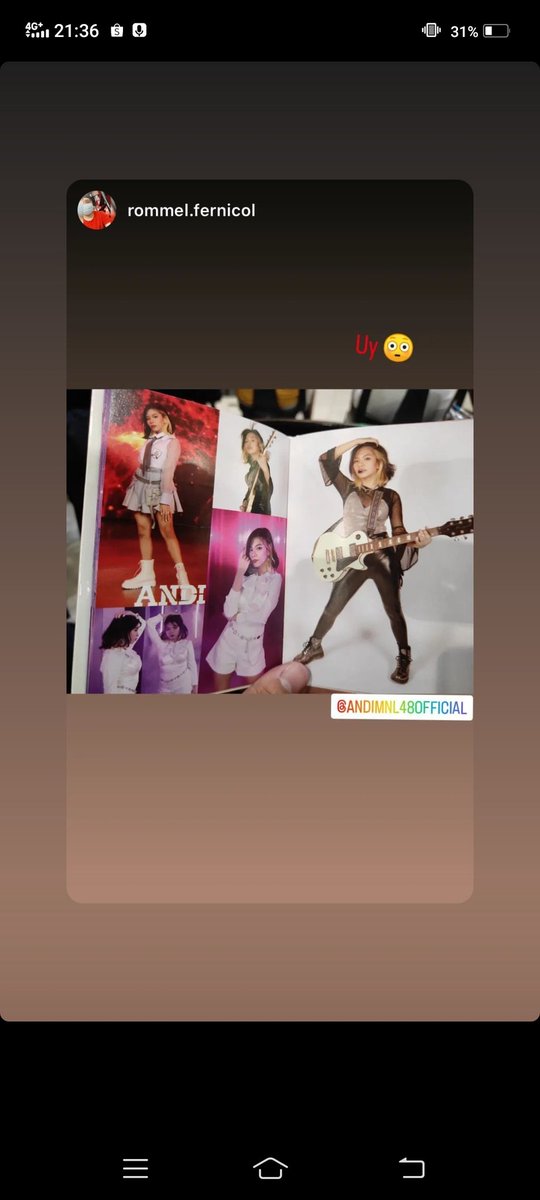 lostcoloredboy's tweet photo. My 2 babies in 1 photo. (Sandee and Guitar uwu) https://t.co/HZg1mVdyPD