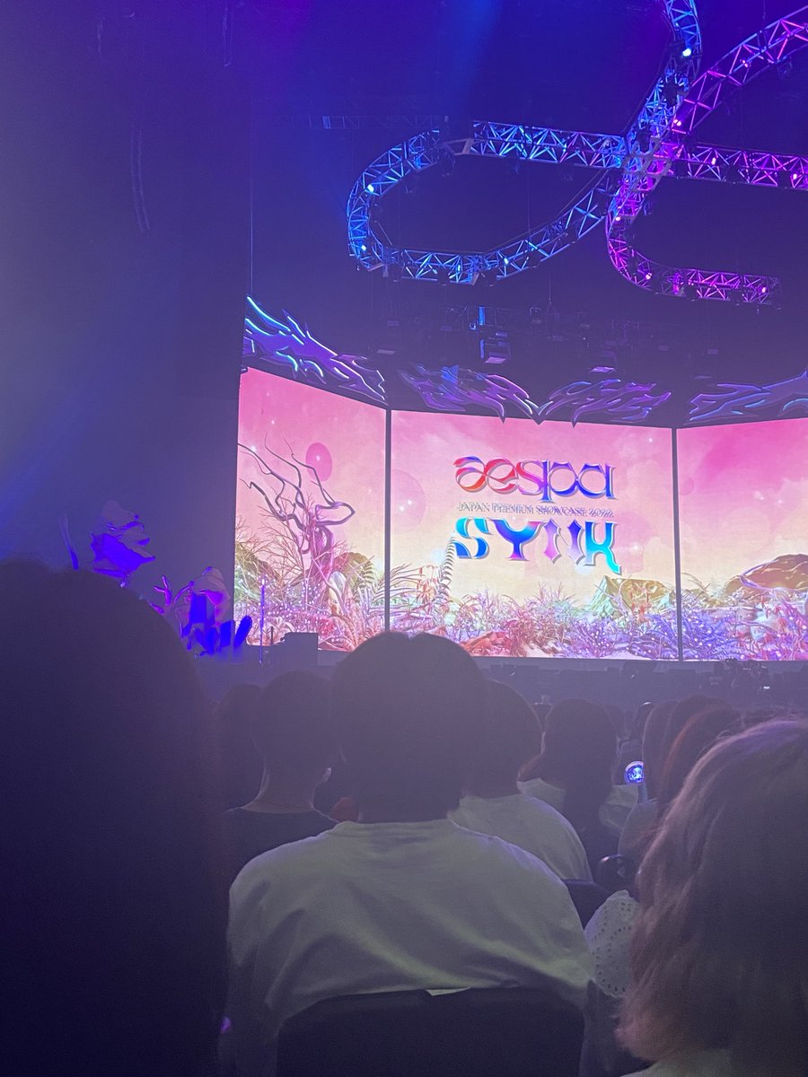 サユリ tweet media