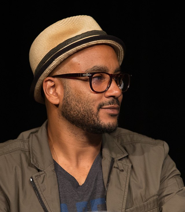  Happy birthday to Cirroc Lofton, best known to us Trekkies as Jake Sisko from 