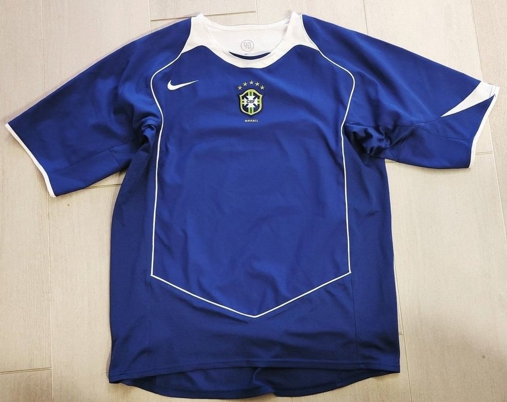 Marcin (koszulki 👕⚽) (@vintedm) on Twitter photo ⚠️Ekipoooo ⚠️ to już chyba 9️⃣🤯
dobra wiadomość tym razem od kolegi <a href="/futboholik1947/">Michał #Futboholik</a> 👕😎
który przekazuje takie cudo 🇧🇷🇧🇷
Na licytację dla Marysi - córki naszego przyjaciela <a href="/HaromPL/">Paweł Harom</a>
Rozmiar L, stan dobry 👌
Licytujemy do 08.08 godz. 20:00 ⚠️Ekipoooo ⚠️ to już chyba 9️⃣🤯
dobra wiadomość tym razem od kolegi <a href="/futboholik1947/">Michał #Futboholik</a> 👕😎
który przekazuje takie cudo 🇧🇷🇧🇷
Na licytację dla Marysi - córki naszego przyjaciela <a href="/HaromPL/">Paweł Harom</a>
Rozmiar L, stan dobry 👌
Licytujemy do 08.08 godz. 20:00