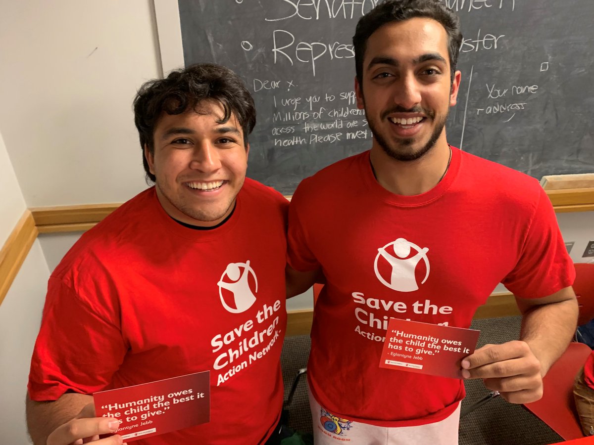 SCActionNetwork's tweet photo. 🏫 🎓 High school and college students can make a lasting difference. 

Know a student who can team up with us to #InvestInKids?

Share our student program with them! Learn more 👉  https://t.co/9MCiQ36PVe https://t.co/szAfFuDLek