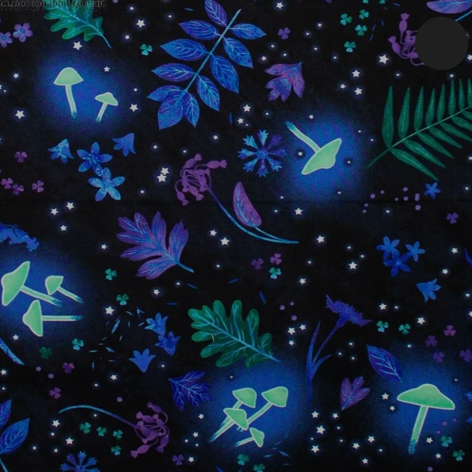 TrayedAndTested's tweet photo. I'VE FOUND SOME MORE GLOW IN THE DARK MUSHROOM FABRIC! 😁😁 So I've ordered tonnes of it which means this line of products will be back next week! I will put a countdown on my story the day before I'm making them live 😁 

#mushroom #glowinthedark #dicetray #dicetrays #dicebag https://t.co/qLdZuCGdaM