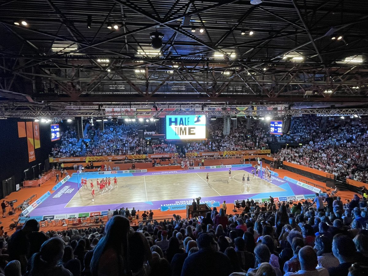 Come on Team England- need a better second half #B2022 #Netball