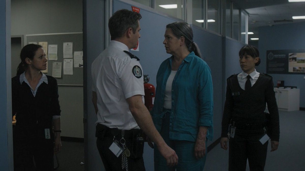 ReppyReacts's tweet photo. Ahahahah Jake really can bring put the Ferguson in Ferguson XD... she wanna please Vera... CUTE 😂😂😂😂 #wentworth #pamelarabe #feguson #BernardCurry #JakeStewart https://t.co/jsDBnLA5BU