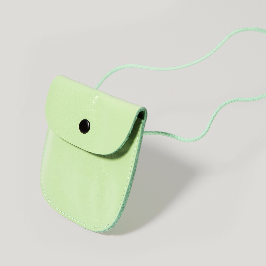 knokstore's tweet photo. Kids pouch in 4 color ways 

#kids #treasure #pouch #weekend #knok #knokstore https://t.co/IEFEakNPzB