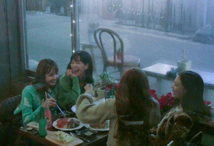 haucungcuaBP's tweet photo. Thanh xuân của chúng ta.

HAPPY BLACKPINK DAY

#SIXcredibleYearsWithBLACKPINK
#육년동안_내심장의색은_블랙핑크
#อยู่กันมา6ปีแล้วนะBLACKPINK @BLACKPINK https://t.co/AUMFqeZQG4