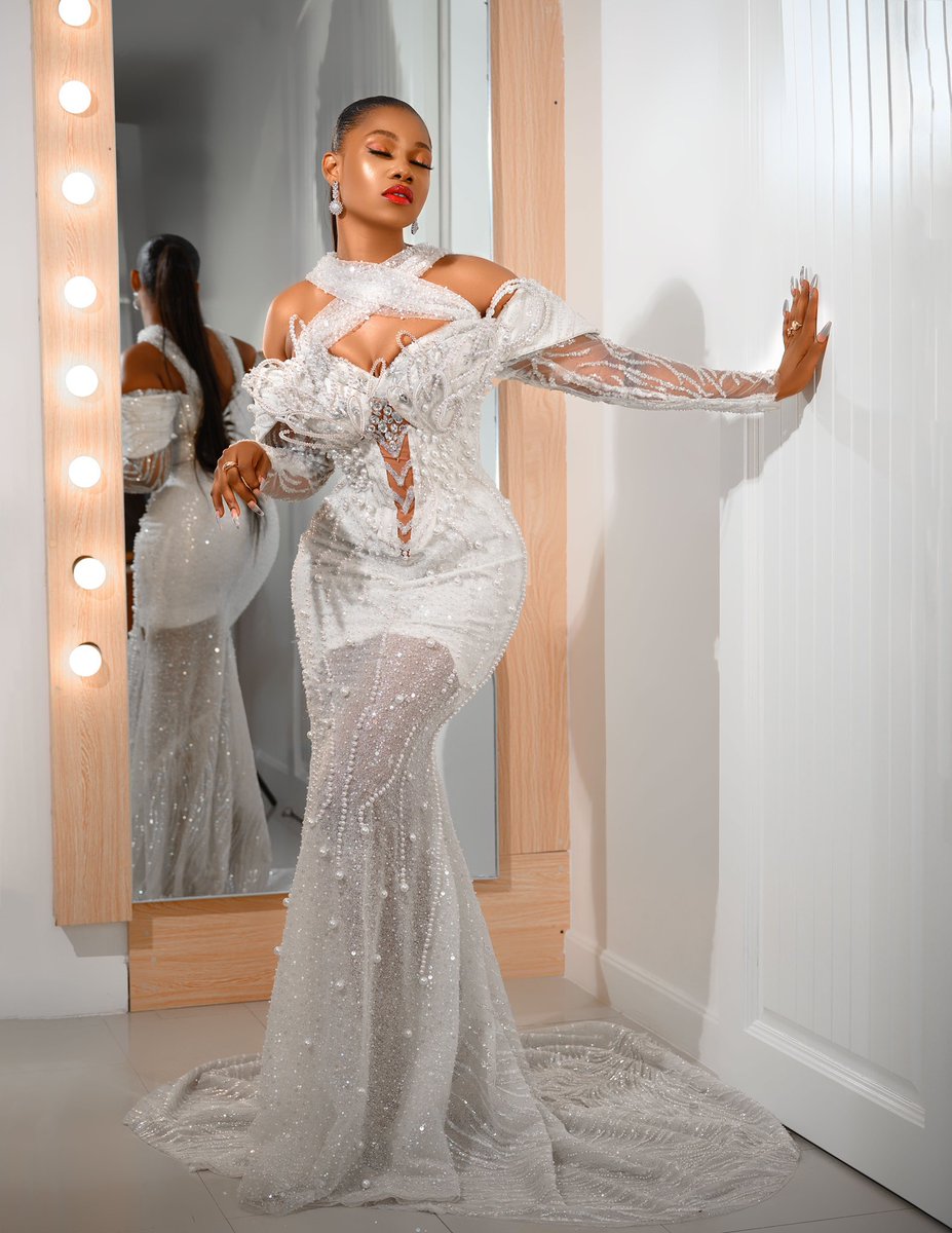 browne_barbie's tweet photo. Congratulations queen of Titans for your 1.4m followers π±π±π±π±π± Titans do this one ooo #Tacha #CongratulationTacha #tachatitans https://t.co/zWXj5MTjFr