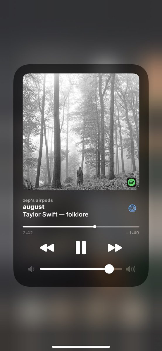 midnightszep's tweet photo. happy national taylor swift day https://t.co/D5wxiaMF3o