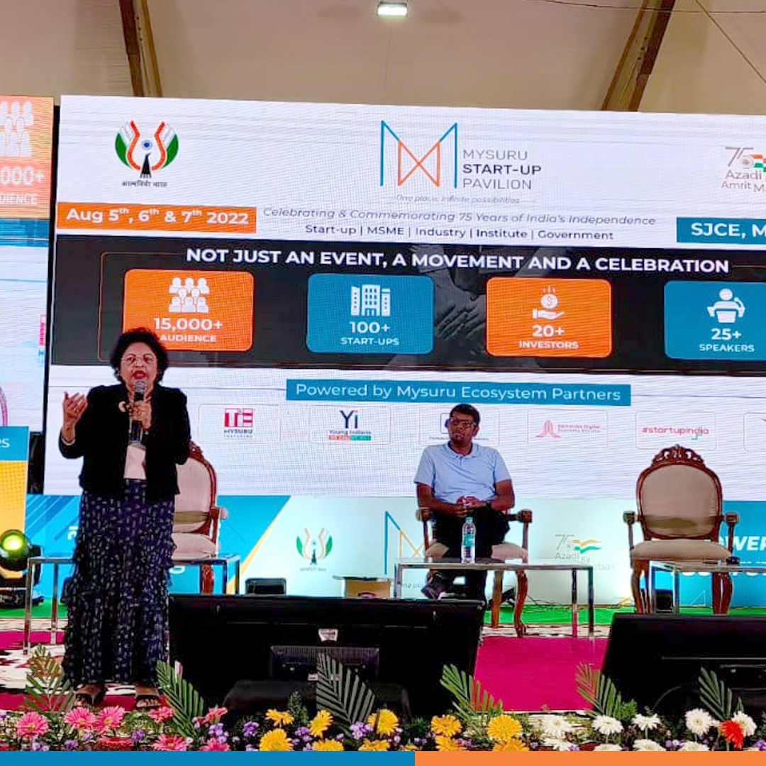 MysuruStartup's tweet photo. Mrs. Geetha Ramamurthy gives insights on how to pitch to the early-preneurs. She inspired and appreciated the youngsters for attending the occasion, which marked the first step in constructing their future.

Day 3 is off to a great start.

More on this! 
Keep an eye out!
#MSP2022 https://t.co/8Yd7Ns35NZ