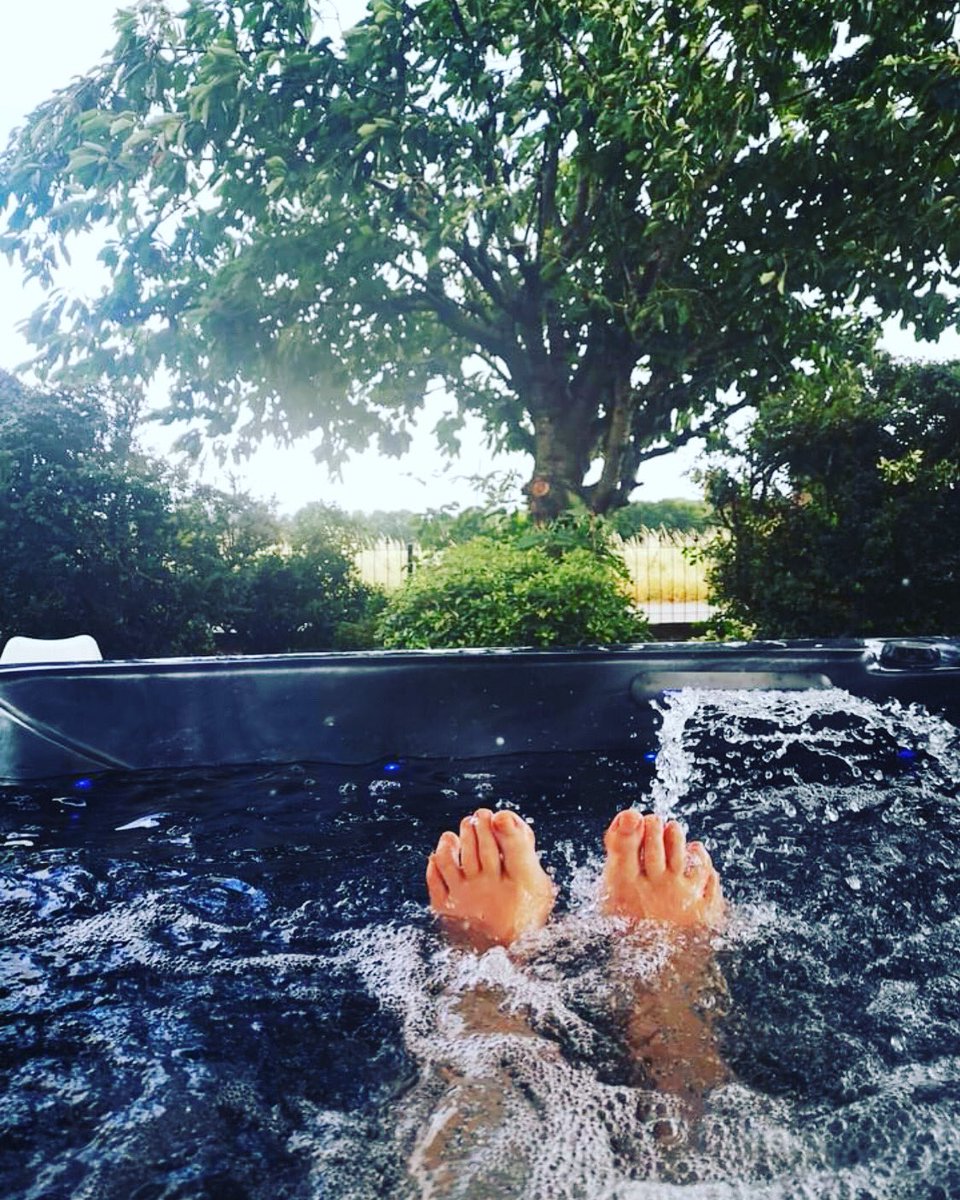 Great picture @retreat (sent by guest )🌻Perfect relaxing morning 🌳🦌💗
#LincsConnect #visitlincolnshire #retreatholiday #relaxingtime #visitlincoln
#perfectholiday