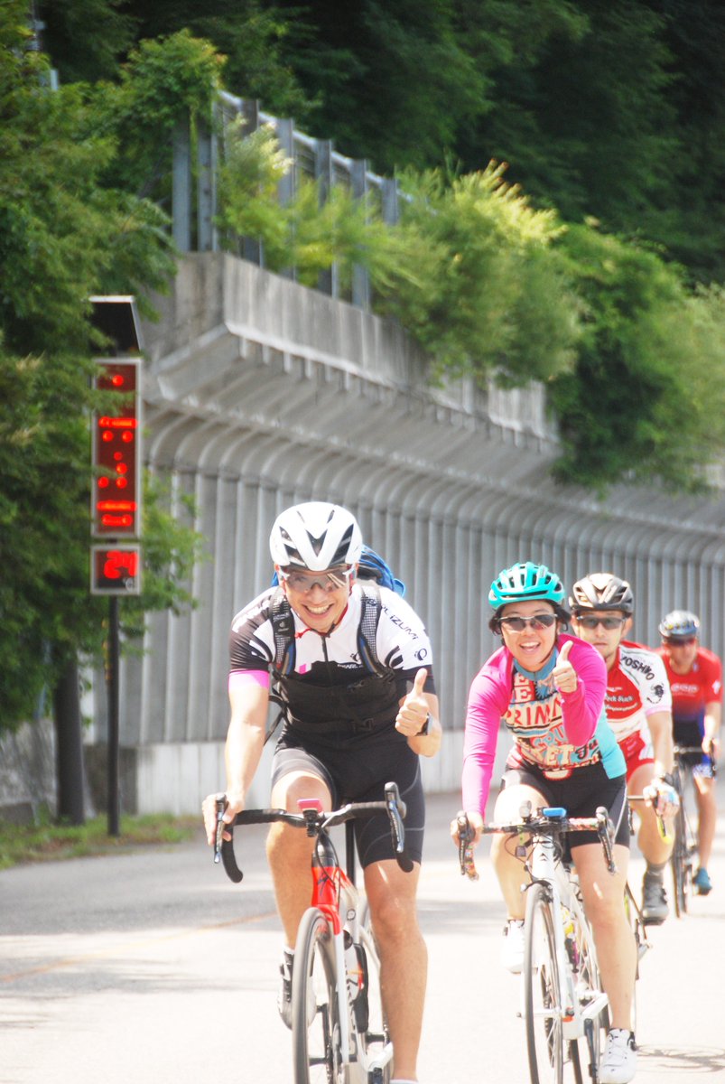 triathlon_fksm's tweet photo. 『第24回 #うつくしまトライアスロンinあいづ』まであと2週間。各地で練習をされていることと思います。
#郡山市 の #LoopCycle も逢瀬公園→御霊櫃峠→天神浜（OWS）→逢瀬公園の練習会が行われました。

#SPECIALIZED福島 #猪苗代湖 #会津 #トライアスロン https://t.co/oQM3fk6WL8