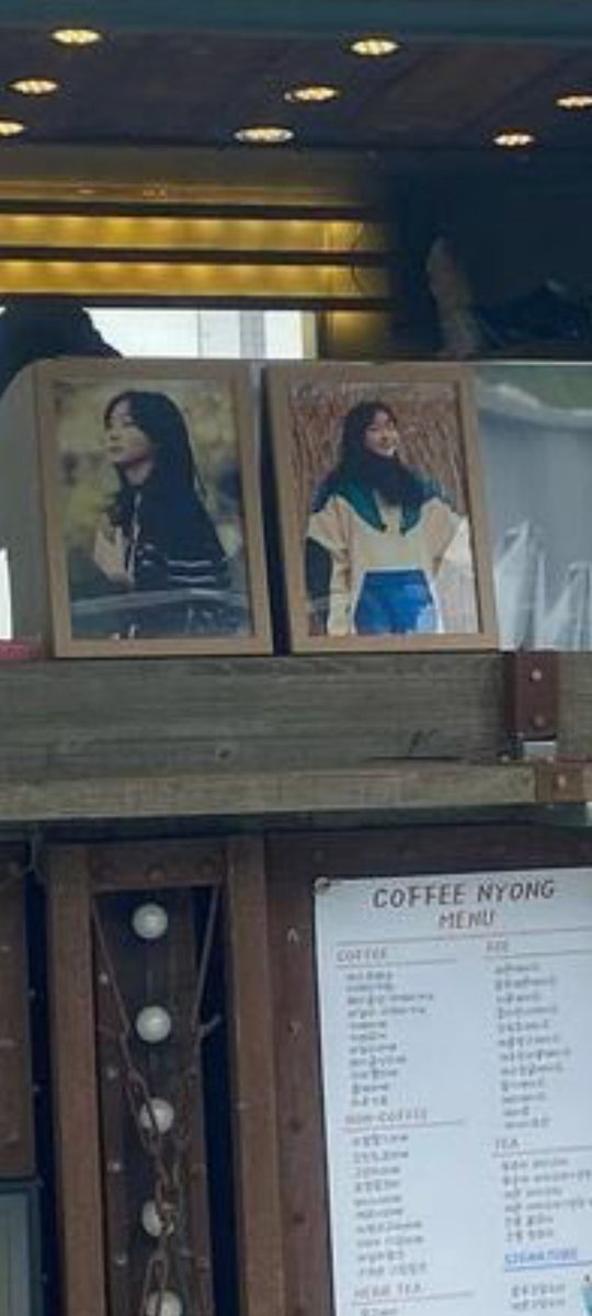 misaeng1995's tweet photo. The pictures???????? It's like carefully selecting the prettiest and cutest pics of Dami/Yeonsoo
🥹 #ourbelovedsummer crumbs
#Coffeetruck #ChoiWooShik #KimDaMi #Hanhyewon ''Take care of our Dami'' 🥹🥹🥹🥹 https://t.co/FZrrHu31yl