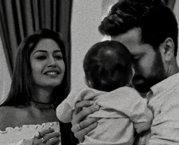 scoops_ahoyyy's tweet photo. Babies ✨
#Shivika #Ishqbaaz https://t.co/2ayqcL64BC