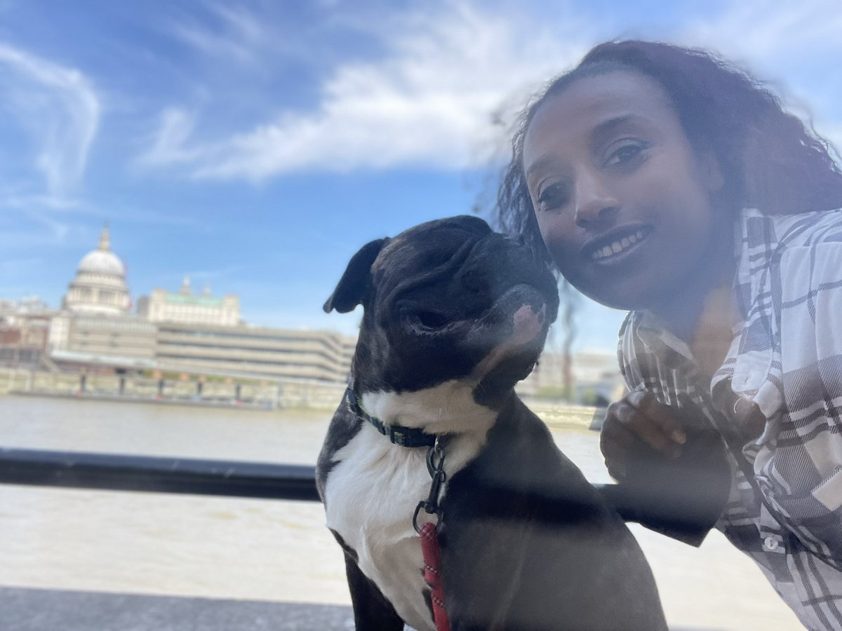 CreativeClo's tweet photo. Fun news! I moved back to London !! 😆😆 got the offer to join the Metaverse Avatars team and lead the VR side of things—only announcing now bc it was a 4 month rollercoaster journey to get here—I haven’t felt this much joy in a while…ppl and vibes here is unmatched 🥲 https://t.co/hXEUSlAGyJ