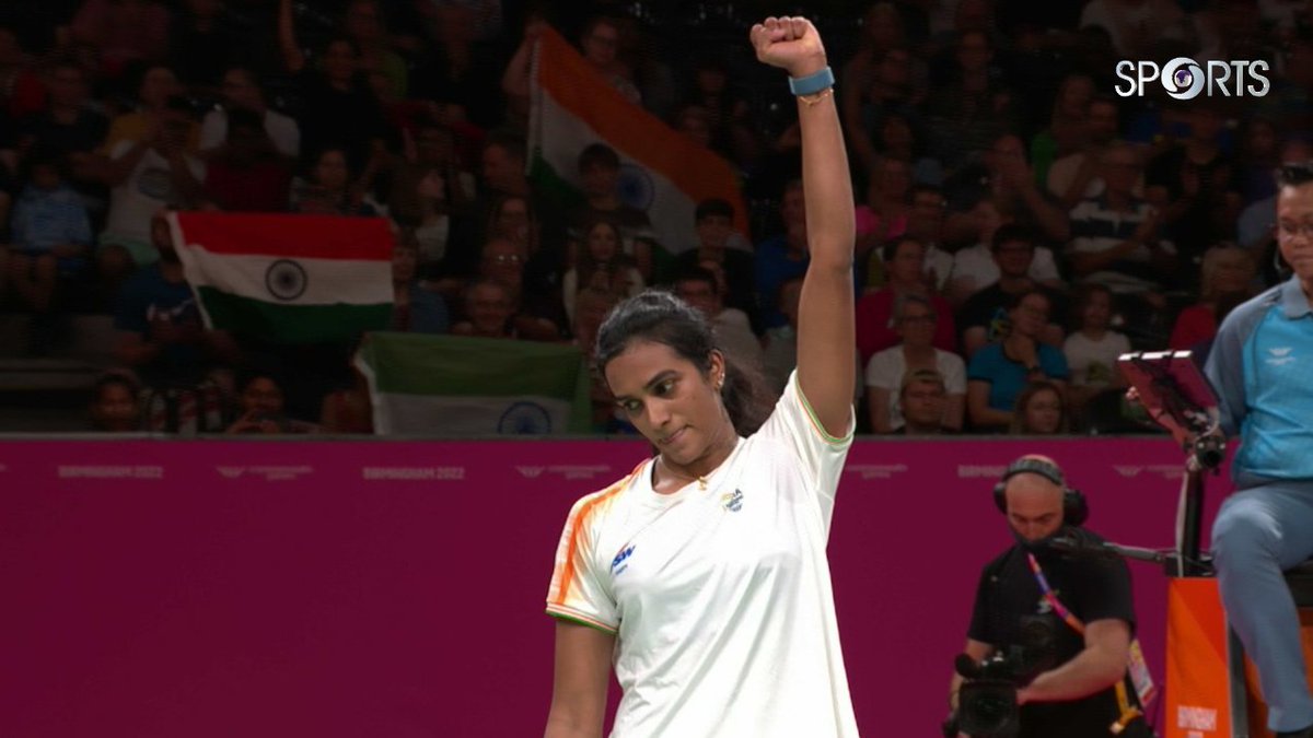 DDNewslive's tweet photo. #CWG2022 | PV Sindhu beats Singapore's Yeo Jia Min to reach the finals of the Women's Singles - Badminton at #CommonwealthGames2022 

 #PVSindhu | #Cheer4India | #India4CWG2022 | #CWG2022India 
#Badminton https://t.co/bOinDeq0ew