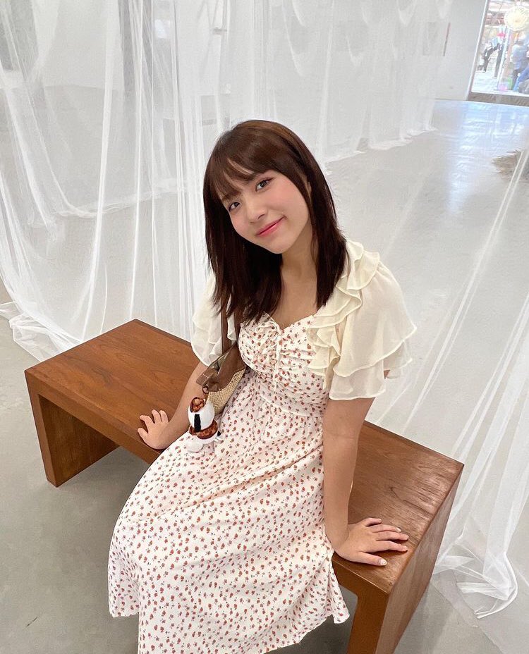twskr41's tweet photo. อมก คนิ้งวันหยุดสวยมาก สวยที่สุด จะใส่แมสถอดแมสก็สวย ดูดีมีระดับทุกอิริยาบถ กรี๊ดดดดดดดดดดดดดด!!!😭😭😭😭💗💗💗💗💗💗💗

#KaningCGM48 https://t.co/7wrNee132j